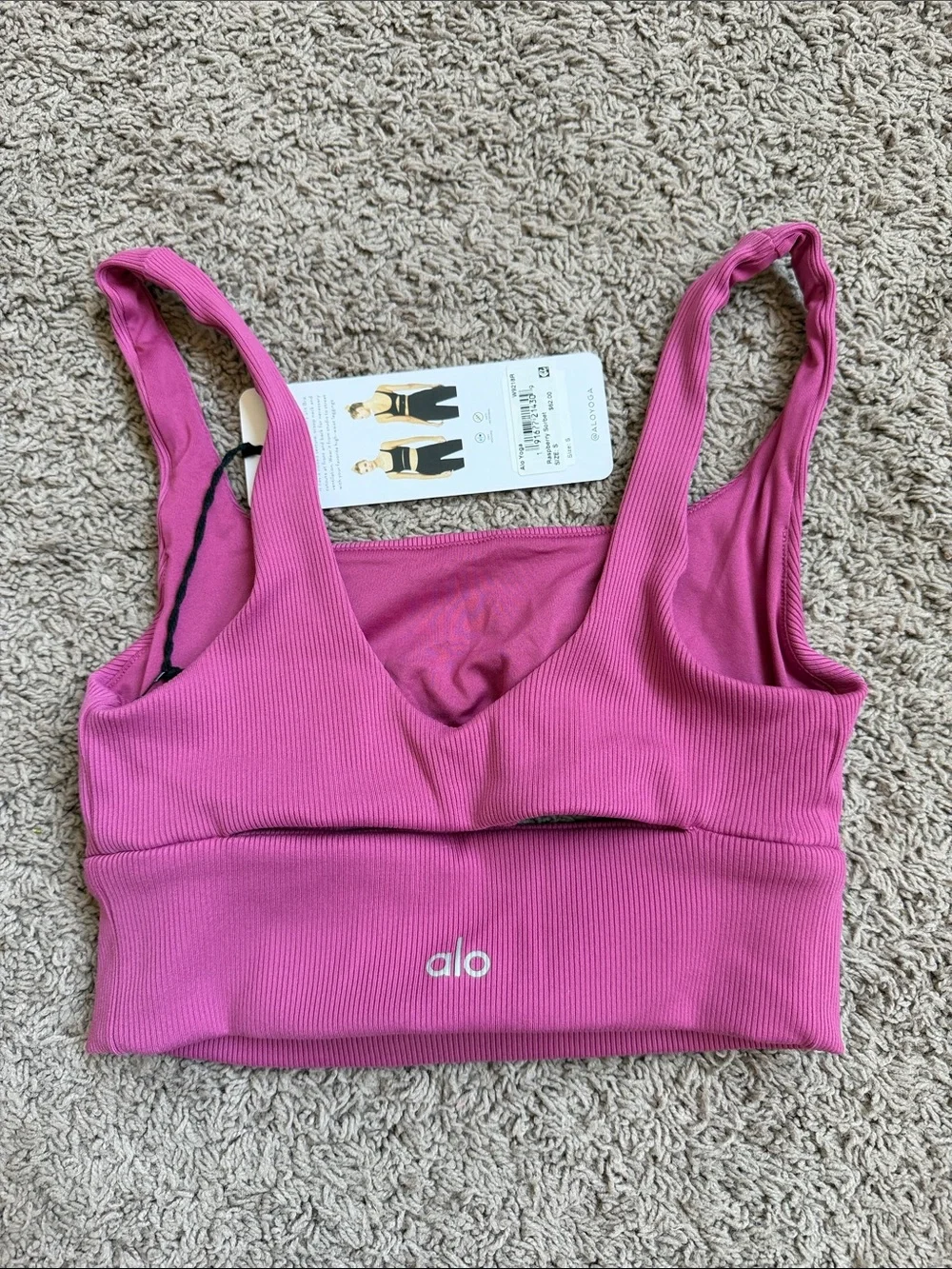 NWT Alo Yoga Split It Sports Bra in Raspberry Sorbet